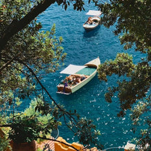 Scent inspired by Amalfi Coast, Capri, the Italian Riviera that captures pine trees, citrus scents, the sea breeze in luxury home fragrance high intensity premium brand