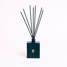Cuir Sacré | Decadent Damask Rose Diffuser